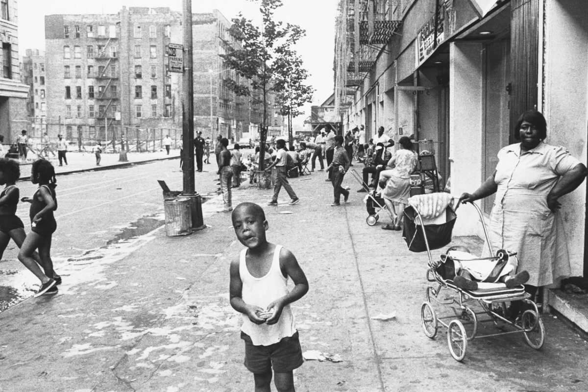 Gift To The Sun On Dead End Street